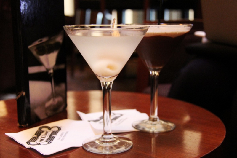 brasserie-MANDELIEU LA NAPOULE-min_martini_bar_lychee_chocolate_alcohol_liquor_happy_hour_happy-910161